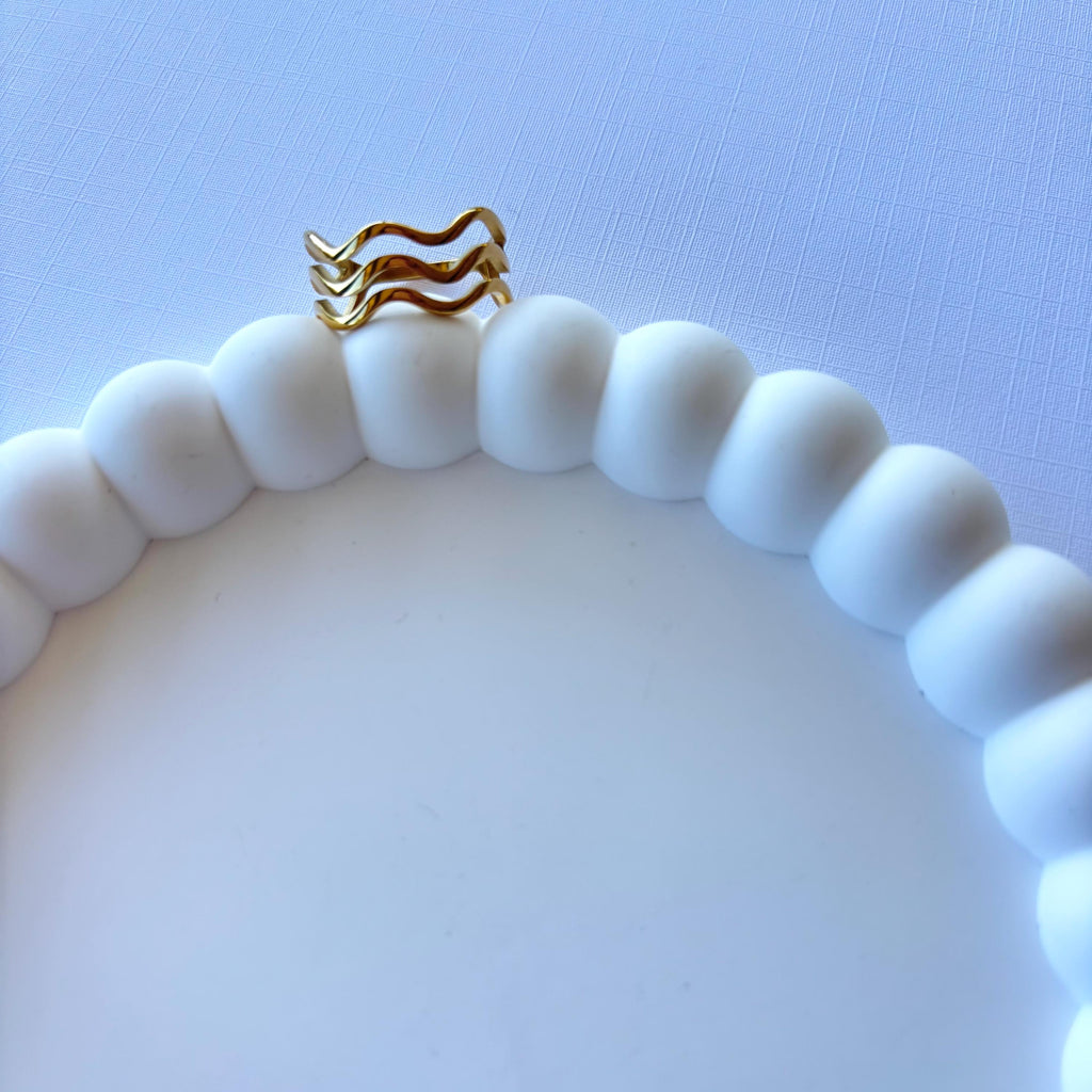 18K Gold Stainless Steel Triple Wave Geometric Ring For Everyday Wear
