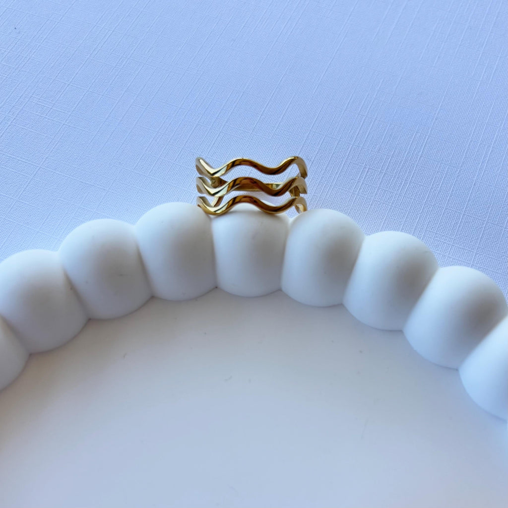 18K Gold Stainless Steel Triple Wave Geometric Ring For Everyday Wear